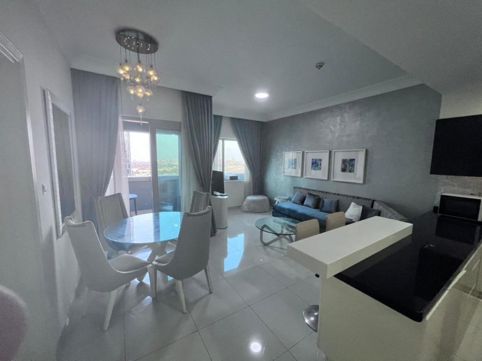 Bright | Spacious Layout | Furnished I High Floor