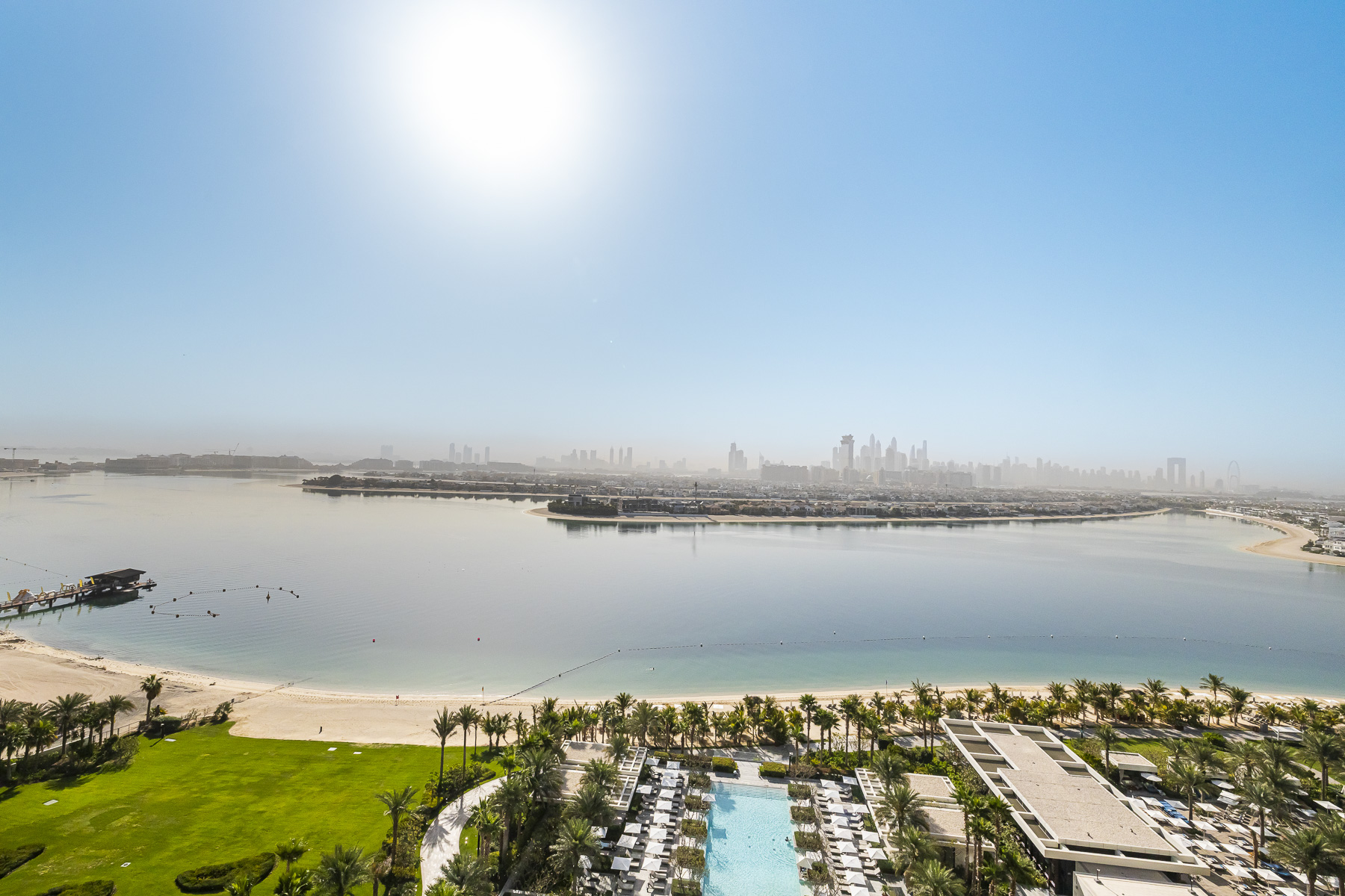 Dual View I Luxury Living I 4BR Expensive Layout